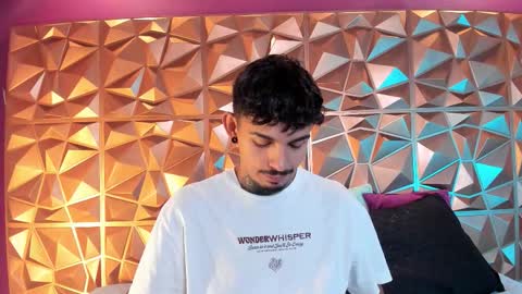 Snapshot of aleking13 chatting on October 2025 12:27:01 PM aleking13 online show from October 2025 12:27:01 PM