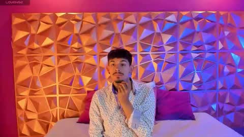 Snapshot of aleking13 chatting on October 2025 12:06:02 PM aleking13 online show from October 2025 12:06:02 PM