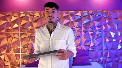 Snapshot of aleking13 chatting on October 2025 12:23:02 PM aleking13 online show from October 2025 12:23:02 PM