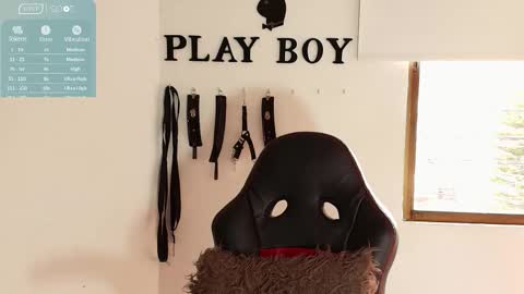 Alek online show from October 2025 04:50:01 PM