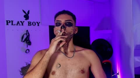 Alek online show from November 2025 12:23:01 AM