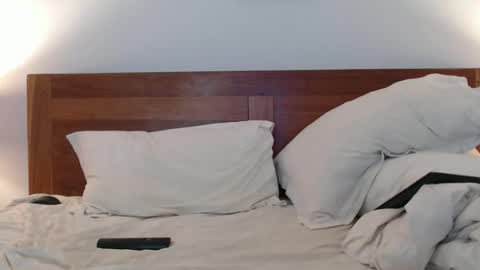 Aleks -  online show from April 2026 02:27:02 AM