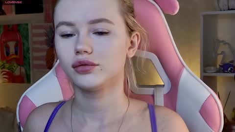 Lexi online show from February 2025 04:06:01 AM