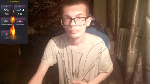 Snapshot of aleksej95 chatting on January 2025 07:23:02 PM Alex online show from January 2025 07:23:02 PM