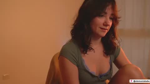 Snapshot of alemaniababe chatting on January 2025 11:23:01 PM Ale online show from January 2025 11:23:01 PM