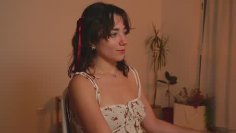 Snapshot of alemaniababe chatting on January 2025 11:31:01 PM Ale online show from January 2025 11:31:01 PM