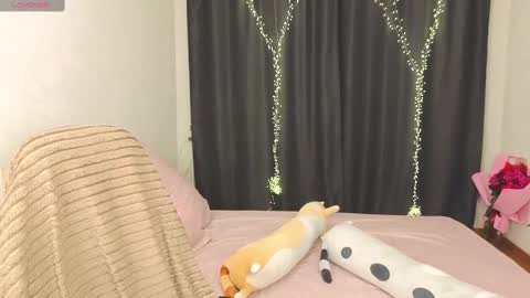 Alena online show from February 2025 02:43:02 PM