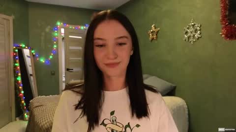 Alena online show from December 2024 08:55:01 AM