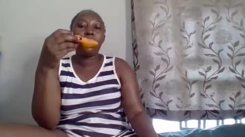 Noreen Kennth and Emilly online show from September 2025 07:24:02 AM