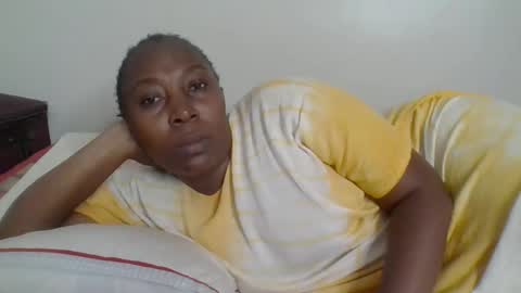 Noreen Kennth and Emilly online show from December 2025 07:37:01 AM