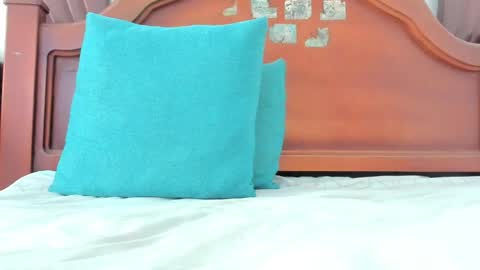Aleshka Clark online show from May 2026 08:27:01 PM