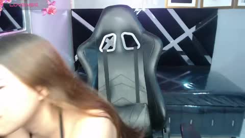 Snapshot of alesia_v chatting on May 2026 03:03:01 AM Live 1000pm 600am COLOMBIAN HOUR online show from May 2026 03:03:01 AM