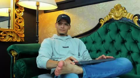 Alessandro King online show from May 2026 09:43:01 PM