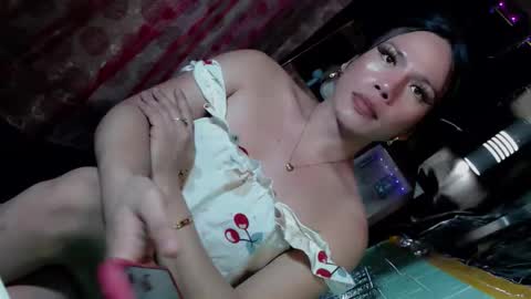 alessandra_megzz online show from February 2026 09:28:02 AM