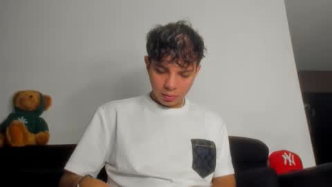 Alessandro online show from February 2026 06:13:01 AM