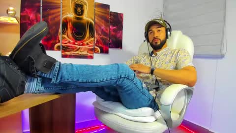 Snapshot of alessandro__wye chatting on January 2025 05:31:01 AM ALESSANDRO WYE online show from January 2025 05:31:01 AM