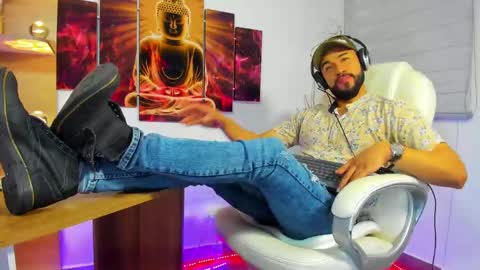 Snapshot of alessandro__wye chatting on January 2025 08:41:02 AM ALESSANDRO WYE online show from January 2025 08:41:02 AM