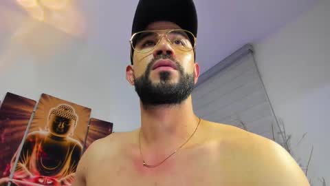 Snapshot of alessandro__wye chatting on February 2025 08:31:01 AM ALESSANDRO WYE online show from February 2025 08:31:01 AM