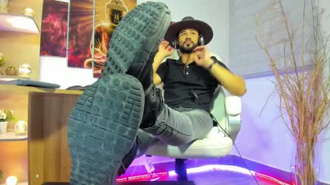 Snapshot of alessandro__wye chatting on February 2025 05:29:02 AM ALESSANDRO WYE online show from February 2025 05:29:02 AM