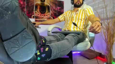 Snapshot of alessandro__wye chatting on February 2025 10:32:01 PM ALESSANDRO WYE online show from February 2025 10:32:01 PM