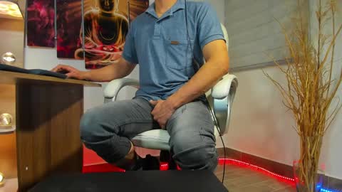 Snapshot of alessandro__wye chatting on February 2025 11:11:02 AM ALESSANDRO WYE online show from February 2025 11:11:02 AM