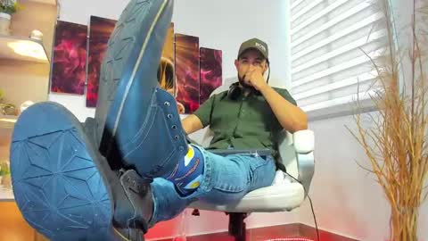 Snapshot of alessandro__wye chatting on February 2025 02:01:01 PM ALESSANDRO WYE online show from February 2025 02:01:01 PM