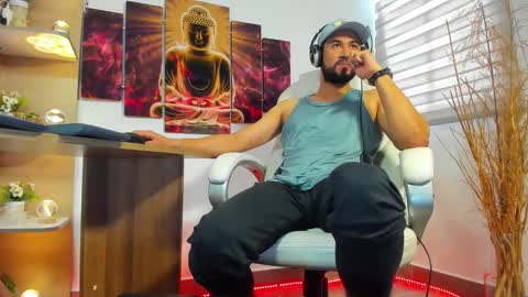 Snapshot of alessandro__wye chatting on February 2025 02:25:01 PM ALESSANDRO WYE online show from February 2025 02:25:01 PM