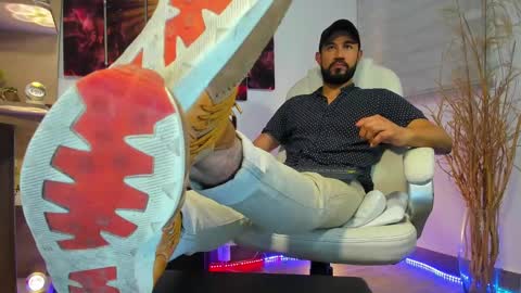 Snapshot of alessandro__wye chatting on March 2025 05:12:01 AM ALESSANDRO WYE online show from March 2025 05:12:01 AM