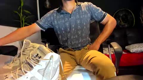 Snapshot of alessandro__wye chatting on October 2025 06:49:01 AM ALESSANDRO WYE online show from October 2025 06:49:01 AM