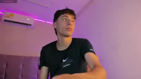 Alessandro Dybala online show from March 2025 11:51:01 AM