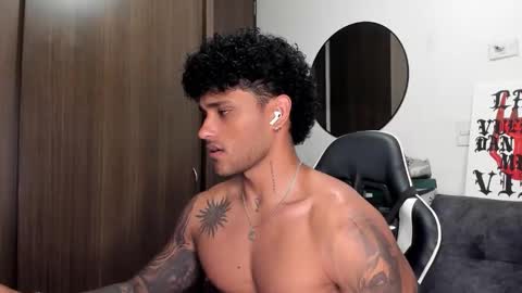 Alessandro Vanni online show from September 2025 01:29:01 AM