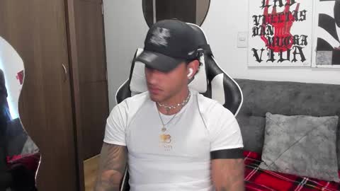 Alessandro Vanni online show from January 2026 01:28:02 PM