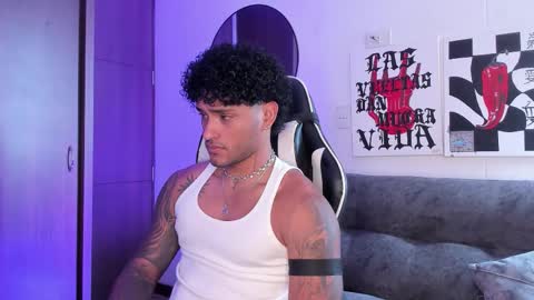 Snapshot of alessandro_vanni chatting on March 2026 02:10:01 PM Alessandro Vanni online show from March 2026 02:10:01 PM