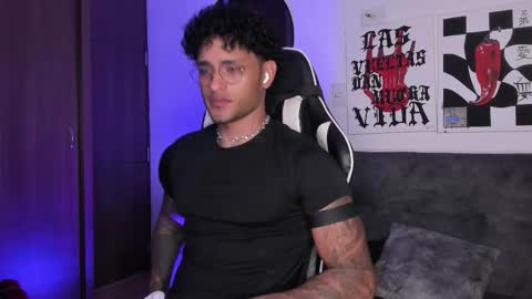 Snapshot of alessandro_vanni chatting on March 2026 02:27:02 AM Alessandro Vanni online show from March 2026 02:27:02 AM