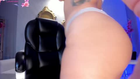 ALESSA ROMERO  online show from January 2025 07:40:01 PM