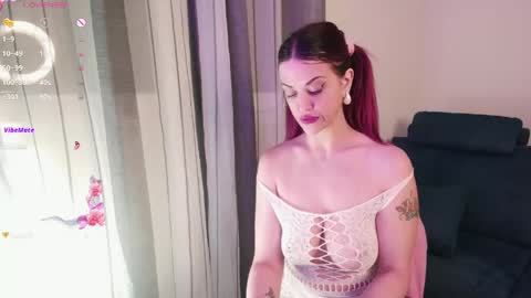 alessia_bloom_ online show from May 2026 07:55:01 PM