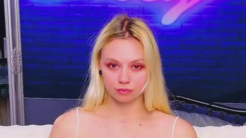 alessiacroft online show from July 2026 03:58:02 AM