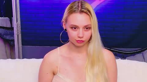 alessiacroft online show from July 2026 06:47:02 AM