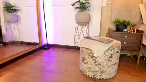 Alessia online show from February 2025 08:18:02 AM