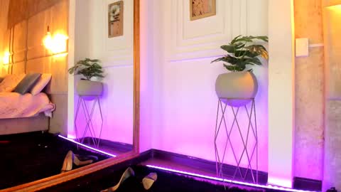 Alessia online show from February 2025 07:00:02 AM