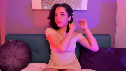 alessiia__ online show from November 2025 03:49:02 AM