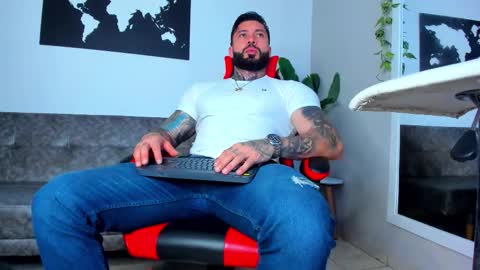 Snapshot of alessrose22 chatting on February 2026 08:05:02 PM Aless Rose online show from February 2026 08:05:02 PM