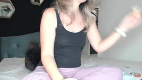 alesys69 online show from January 2025 12:37:02 AM