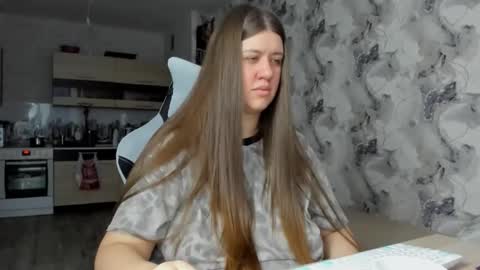 Aletta Oushen online show from November 2025 10:36:01 AM