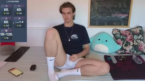 Alex83530 online show from May 2026 07:36:01 AM
