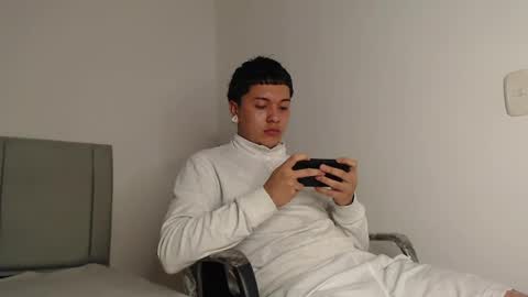 Snapshot of alex__lover chatting on May 2026 06:35:02 PM Owen online show from May 2026 06:35:02 PM