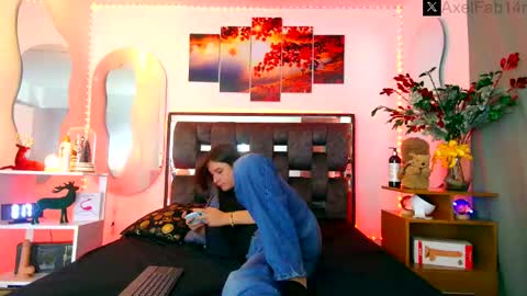 Snapshot of alex_and_fabian chatting on December 2024 06:31:02 PM sneider online show from December 2024 06:31:02 PM