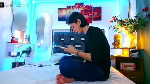 Snapshot of alex_and_fabian chatting on January 2025 06:49:01 PM sneider online show from January 2025 06:49:01 PM