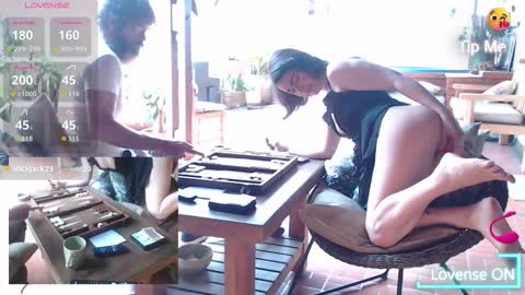 Snapshot of alex_and_theprof chatting on December 2025 02:45:02 PM ALEX online show from December 2025 02:45:02 PM