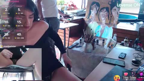 Snapshot of alex_and_theprof chatting on December 2025 03:40:02 PM ALEX online show from December 2025 03:40:02 PM